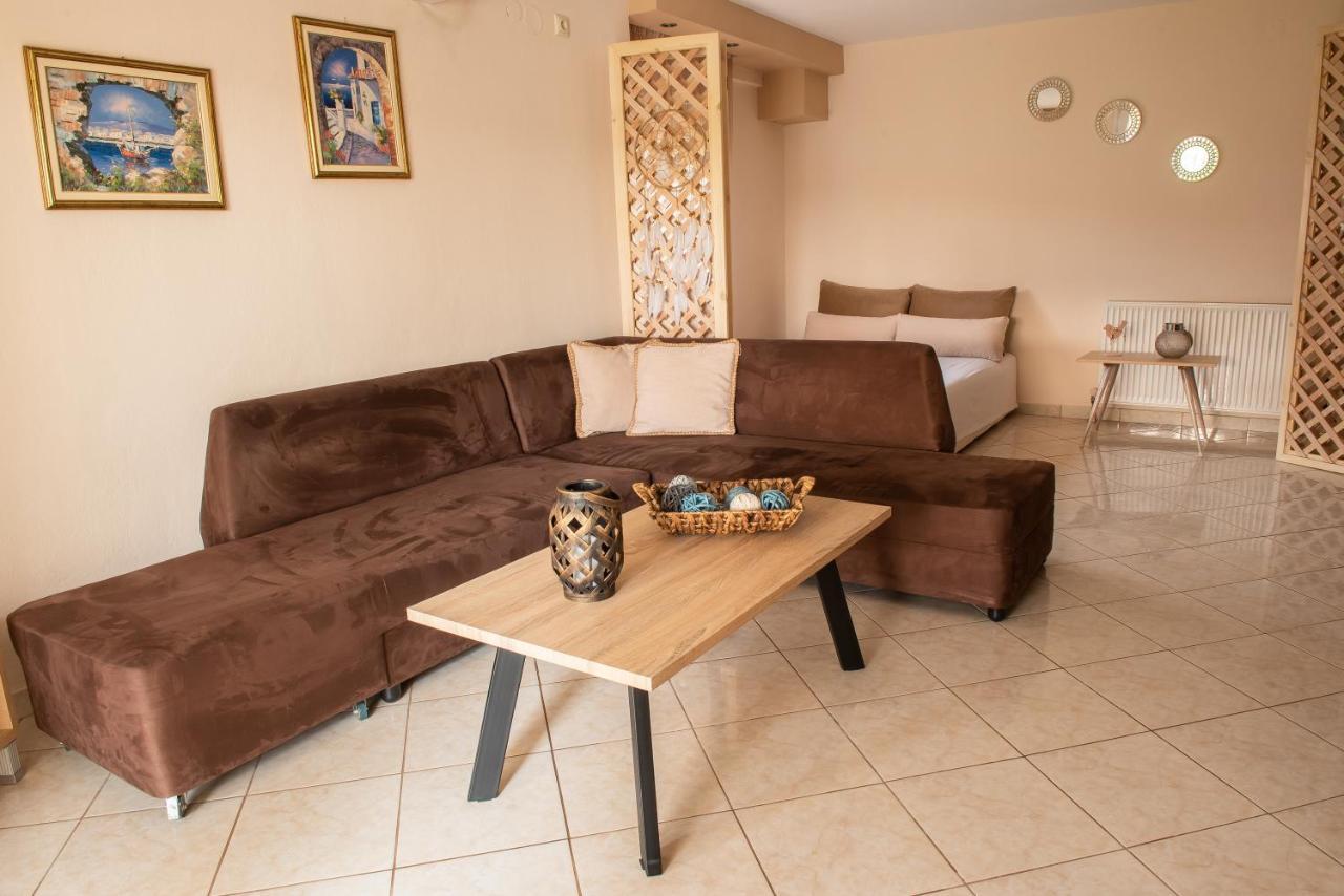 Garden Suite Nea Peramos  Ngoại thất bức ảnh
