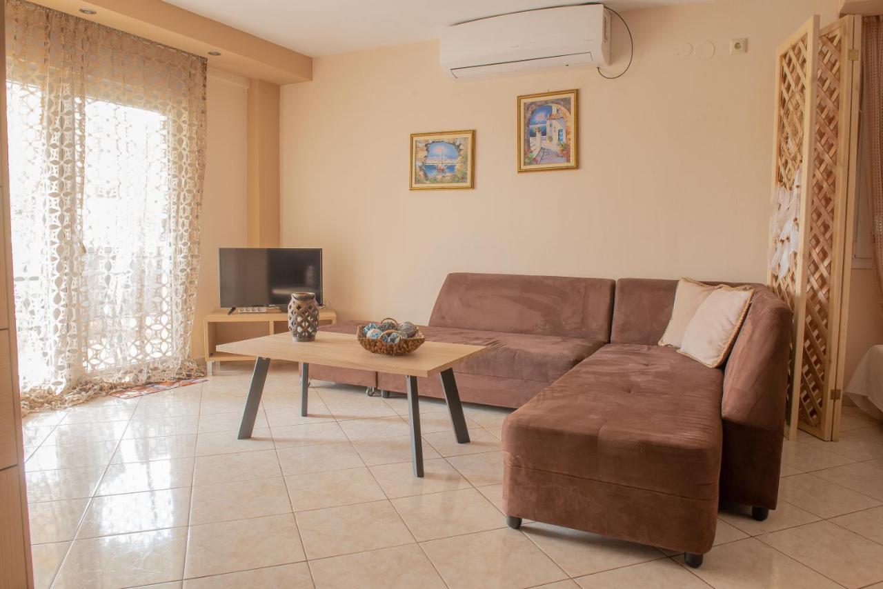 Garden Suite Nea Peramos  Ngoại thất bức ảnh