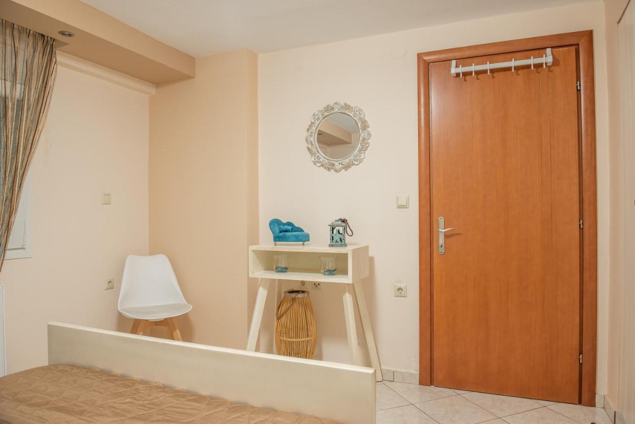 Garden Suite Nea Peramos  Ngoại thất bức ảnh