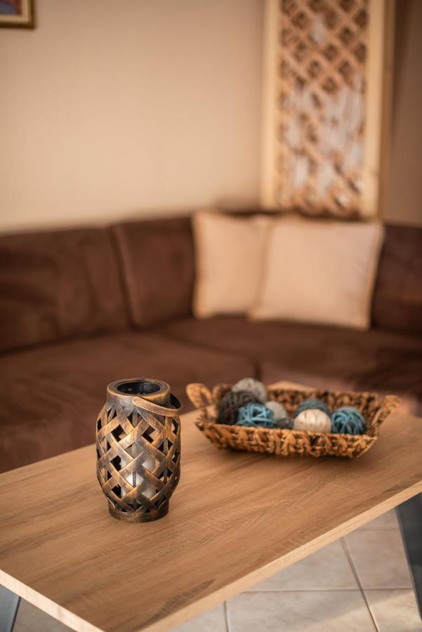 Garden Suite Nea Peramos  Ngoại thất bức ảnh